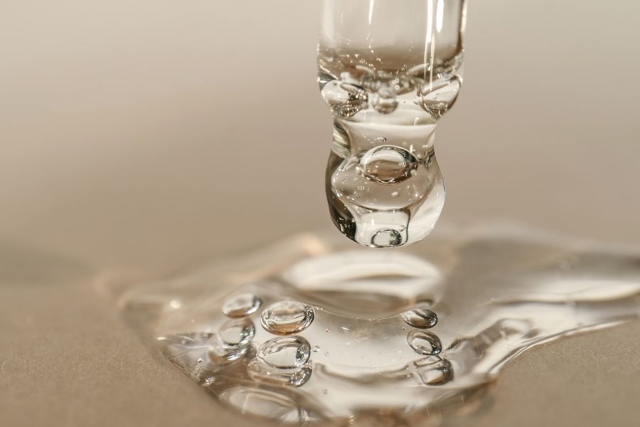 סרמידים: המפתח לעור בריא, מוגן ומלא לחות