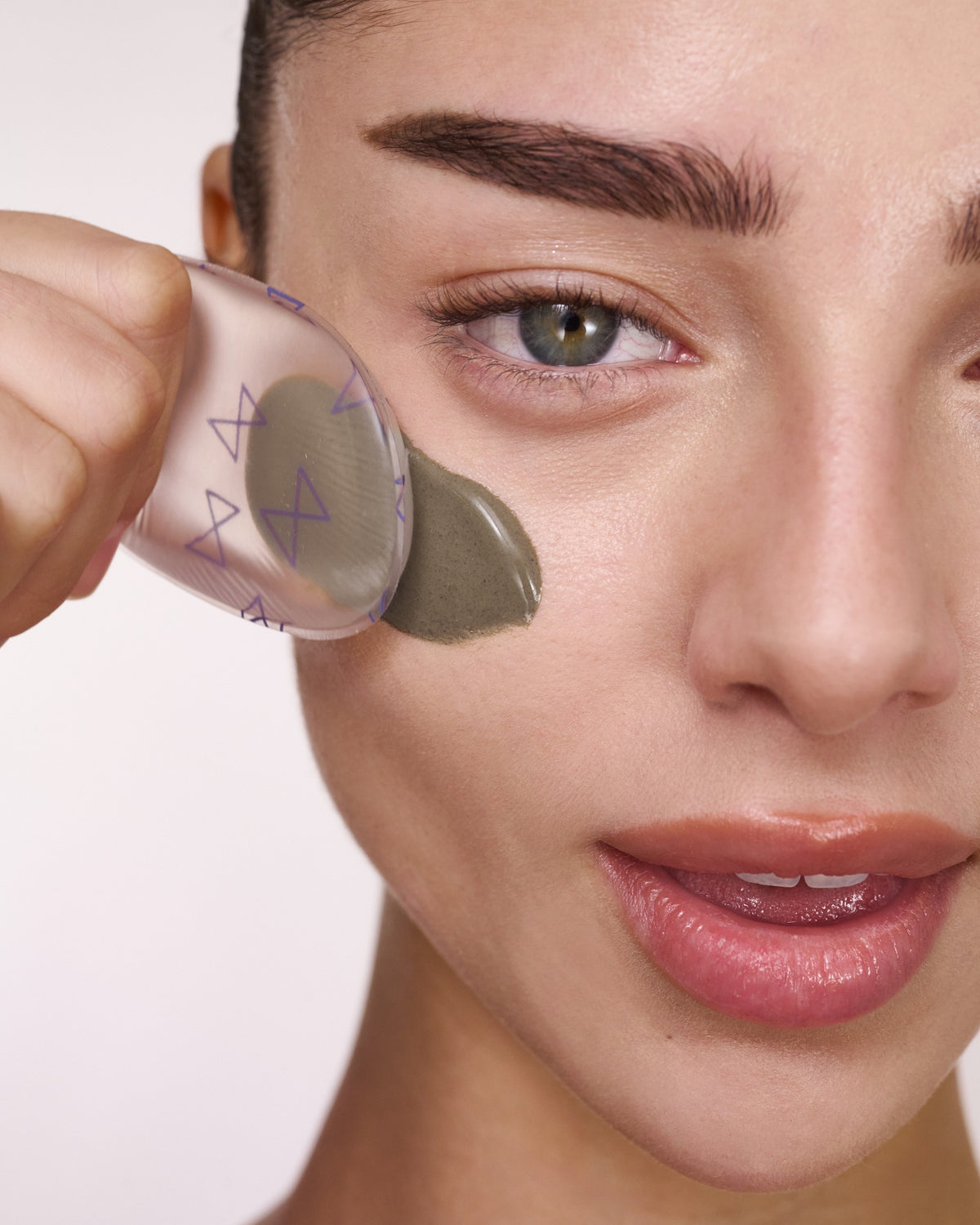 מסכת פנים נוזלית LIQUICK